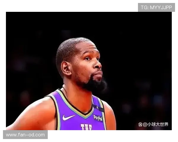 杜兰特利用中投拉开空间，投篮效率明显高于赛季初期