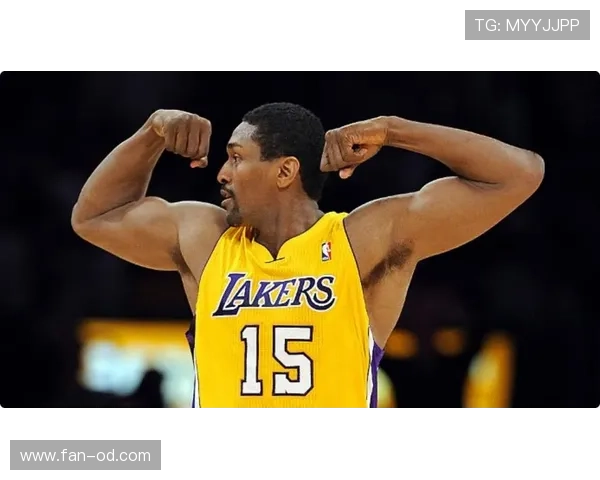 巴黎圣日耳曼中场连贯性存疑，对抗强度下衔接易断，稳定性面临考验