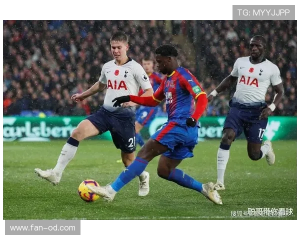 热刺赛季初表现强势，但近期状态波动加剧，稳定性面临考验